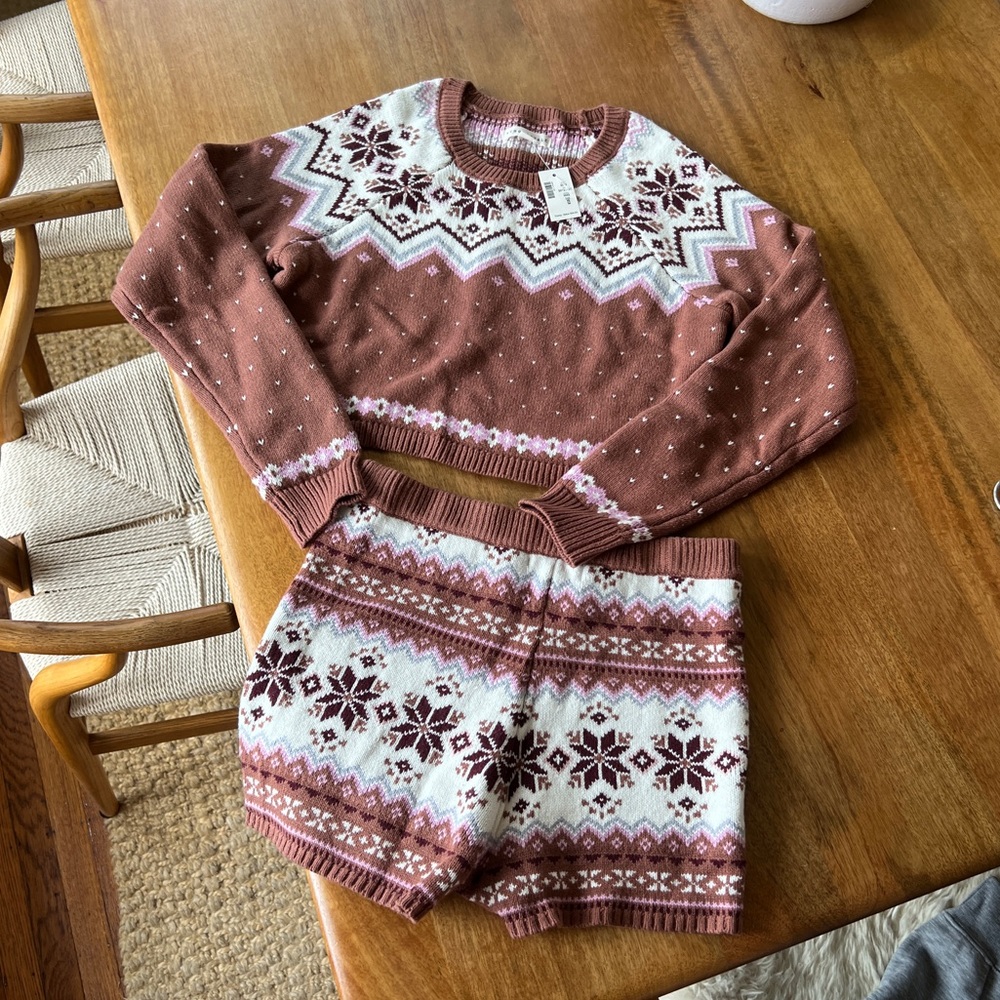 Aeropostale pink and brown set